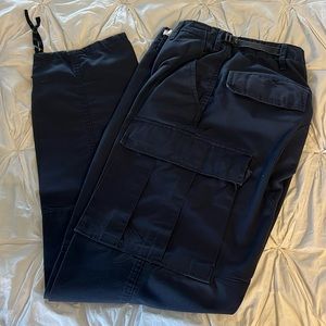Tru-Spec tactical, cargo pants men’s size small.